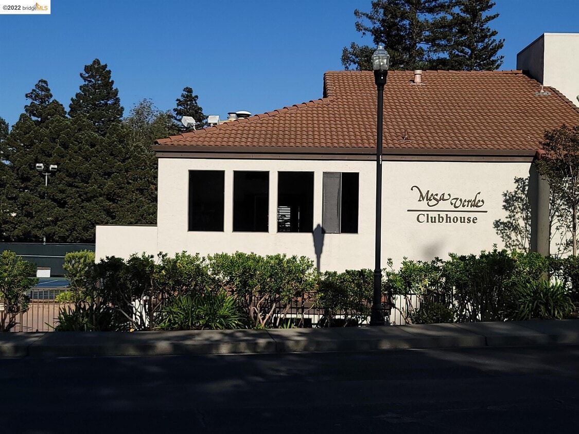 21103 Gary Dr Unit 111A, Hayward, CA 94546 Condo for Rent in Hayward