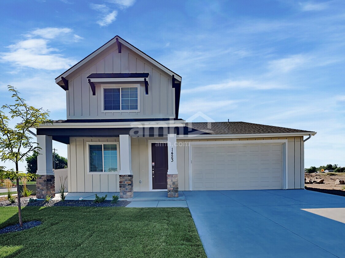 Primary Photo - 1423 N Barkvine Ave
