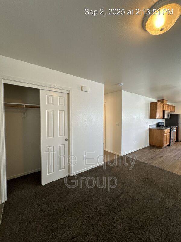 Foto del edificio - 2238 W Lark Ave