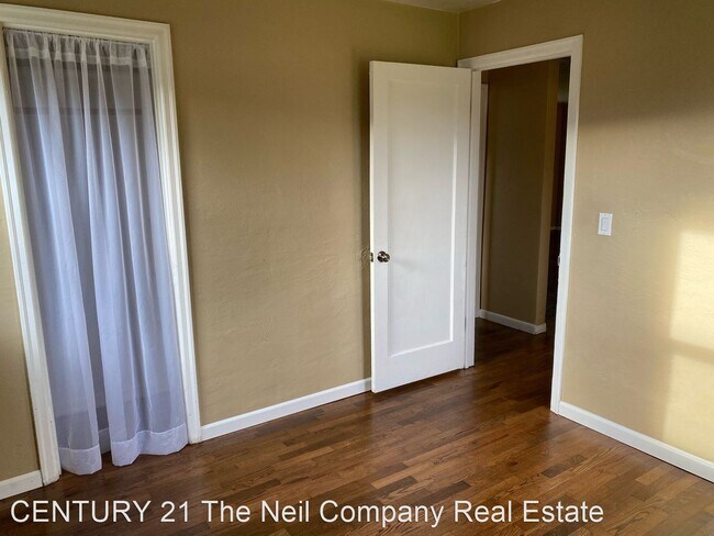 Building Photo - 2 br, 1 bath House - 549 W Hickory St