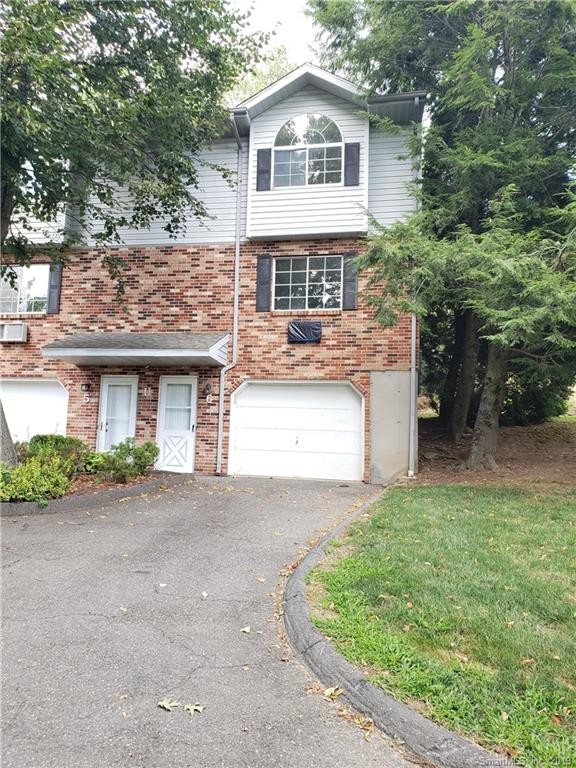 Primary Photo - 24 Blue Ridge Dr