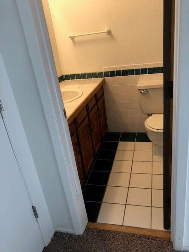 Building Photo - Ralston Valley 3 Bedroom 2 1\2 Bath