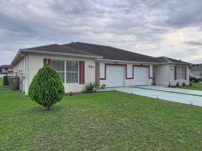 Foto del edificio - 522 Imperial Pl