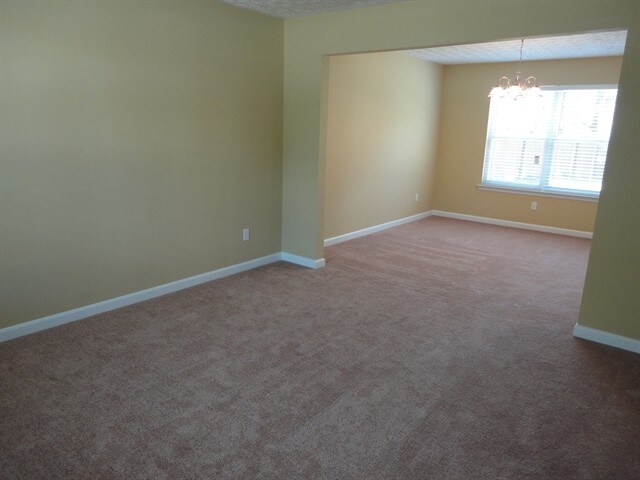 Building Photo - 1067 Eastmill Cv