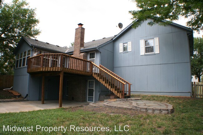 Foto del edificio - 3 br, 2.5 bath House - 109 NE Bristol Drive