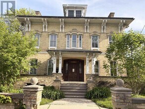 Building Photo - 53 McClary Ave