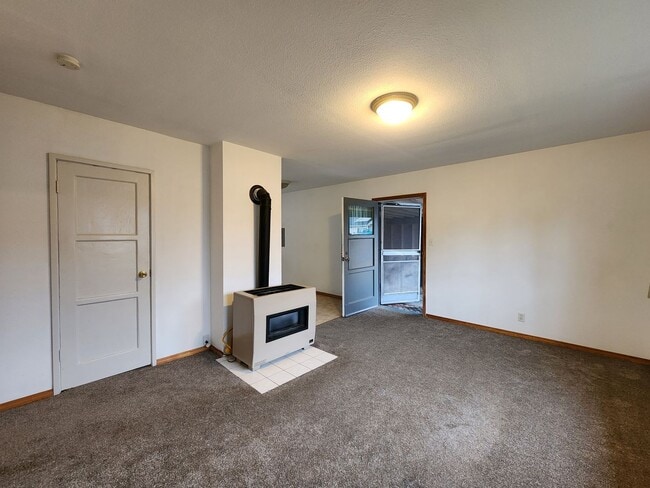 Building Photo - 416 N Laventure Rd