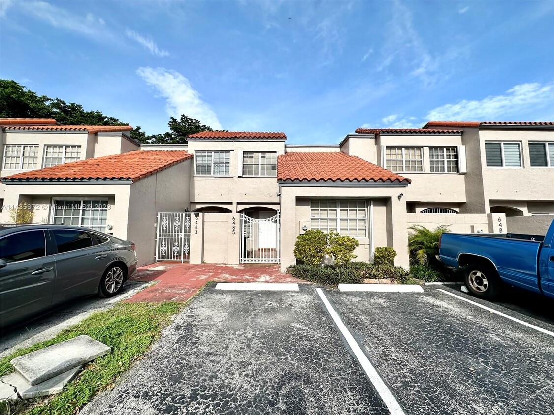 6485 Sw 129th Ave Miami Fl 33183 Townhome Rentals In Miami Fl