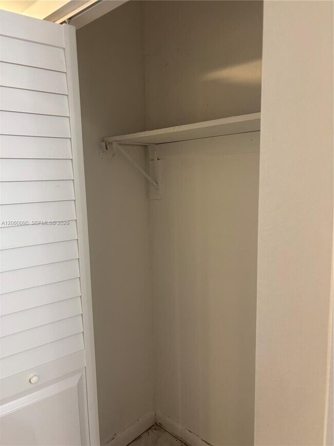 Foto del edificio - 3600 NW 21st St