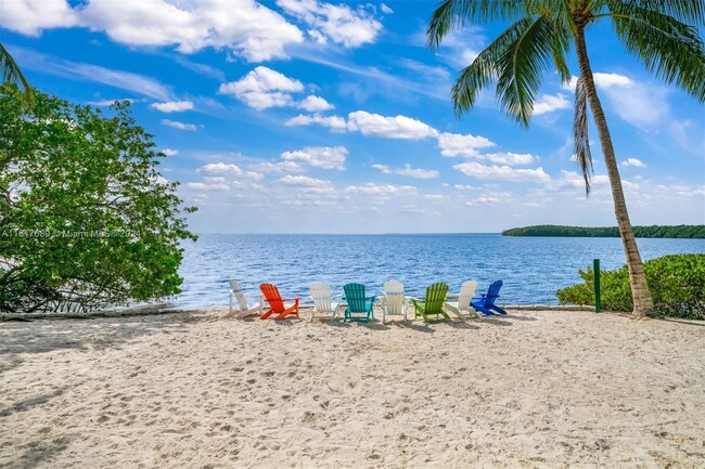 Building Photo - 6228 Paradise Point Dr