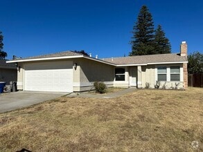 Building Photo - 7955 Deer Lake Dr