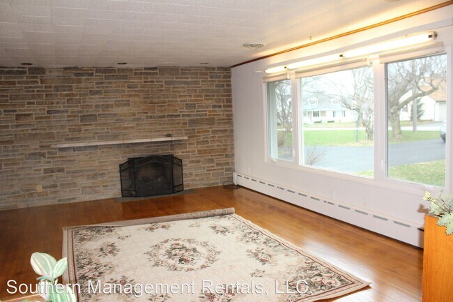 Foto del edificio - 3 br, 3 bath House - 53 Singer Road