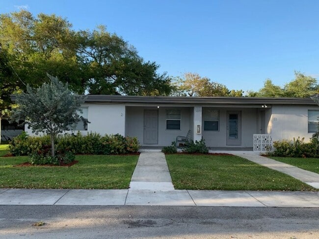 Foto del interior - 5814 Taylor St