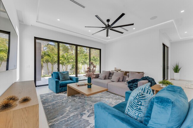 Foto del edificio - 239 NE 11th St