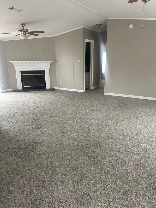 Foto del edificio - 9211 Gleneagle Dr