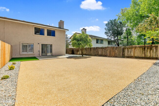 Foto del edificio - 2641 Calle Abedul