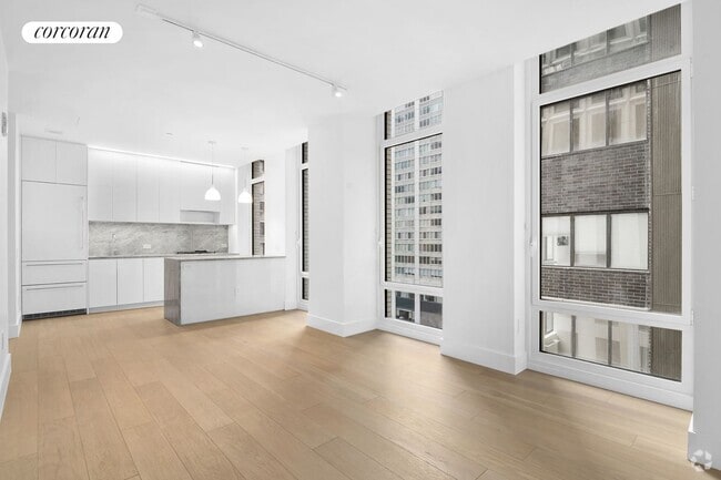Building Photo - 15-1869 W 61st St