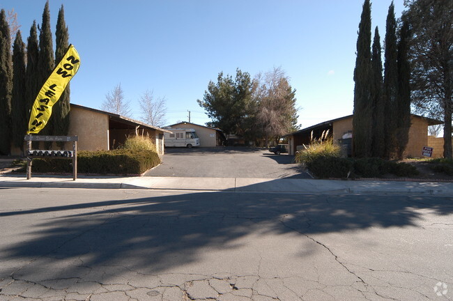 Building Photo - Desert Bell Apartments