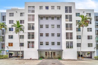 Building Photo - 210 SW 11th St