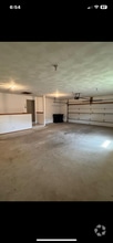 Building Photo - 4202 Greenbriar Dr