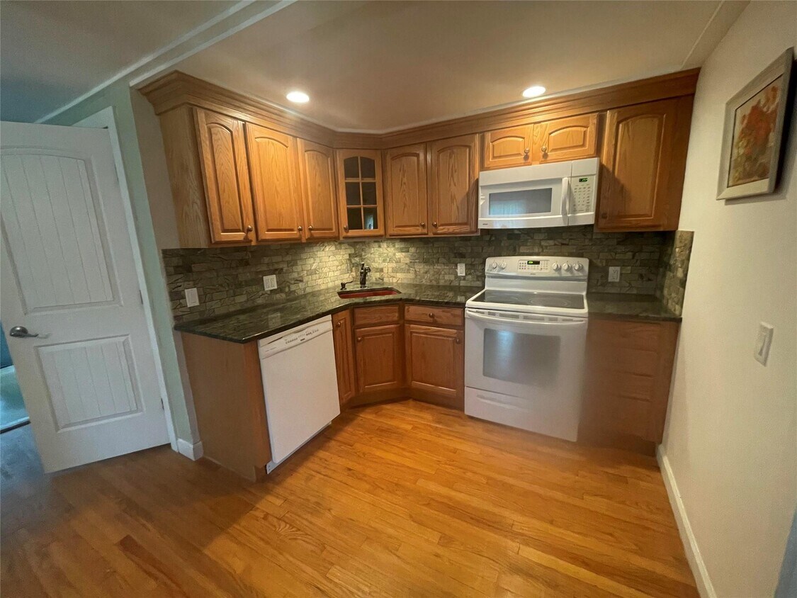 Foto principal - 1043 NY-216