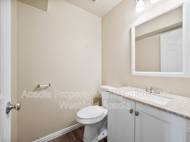 Building Photo - 715 E 950 S