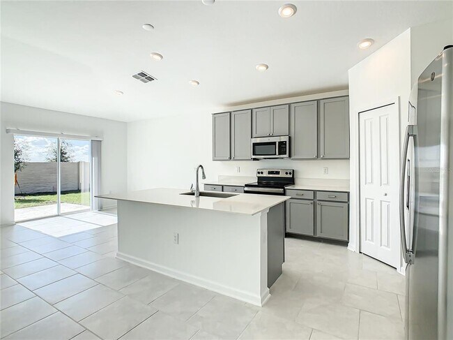 Foto del edificio - 2330 Burney Fls Ln