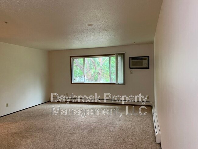 Foto del edificio - 3024-9 1/2 9 1/2 St N