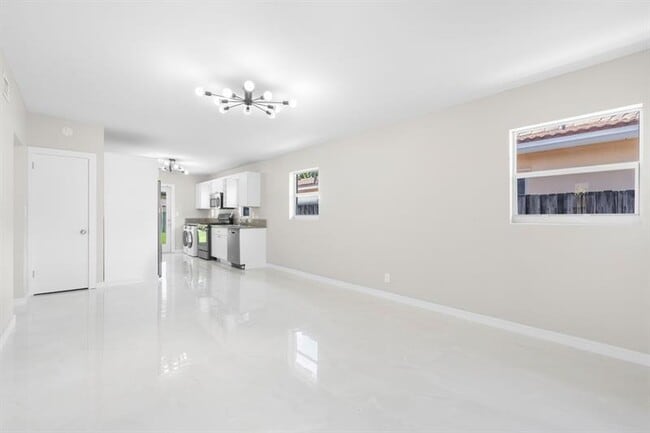 Foto del edificio - 1650 Jackson St