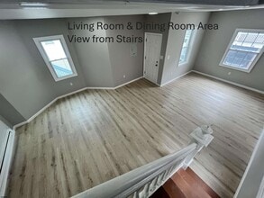 Building Photo - 21 S Spray Ave