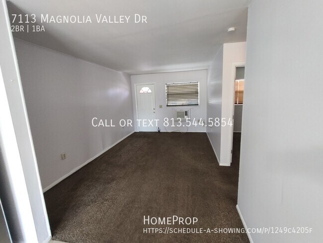 Building Photo - Cozy Retreat: 2BR Home w/ Porch in New Por...