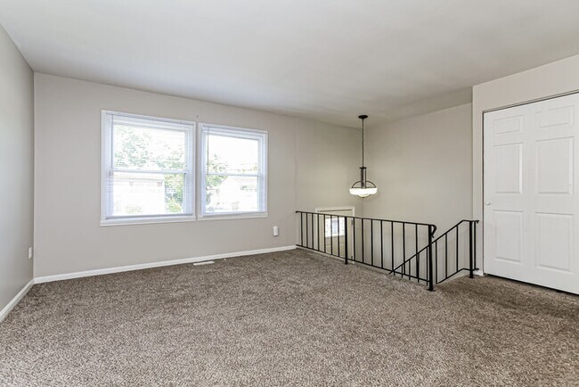 Foto del edificio - 2557 Berthbrook Dr