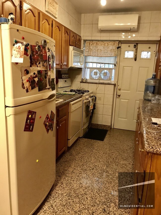 Foto del edificio - 2369 23rd St