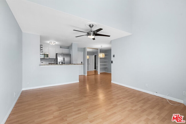 Building Photo - 8740 Tuscany Ave