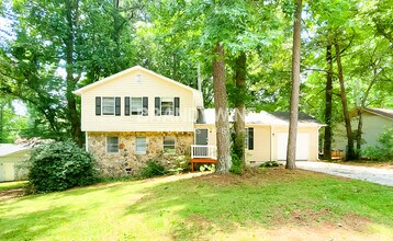 Building Photo - 9019 Liberty Ln
