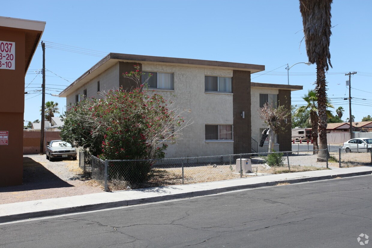 Building Photo - 1015 Toni Ave