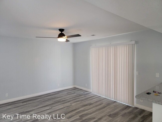 Building Photo - 3 br, 2.5 bath House - 1446 Lause Rd.