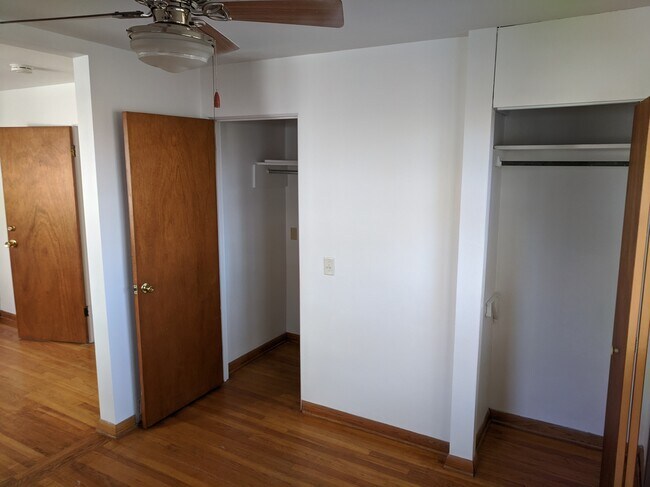 Two closets - 2306 Hoard Street
