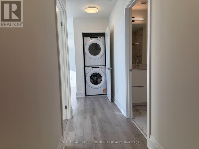 Building Photo - 89 Church St