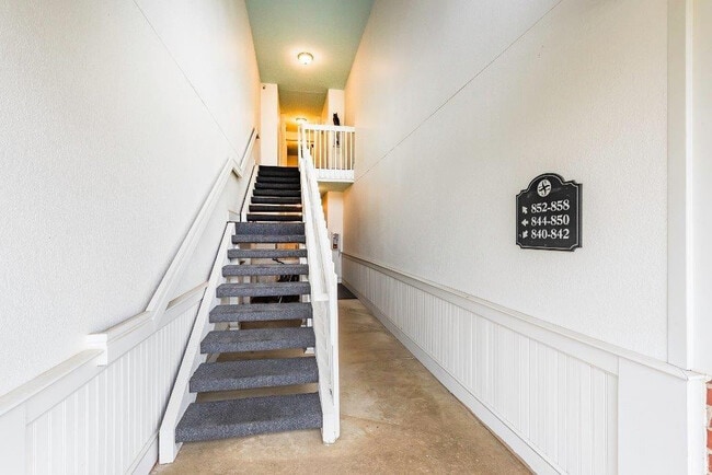 Foto del edificio - 854 W Summerfield Gln Cir