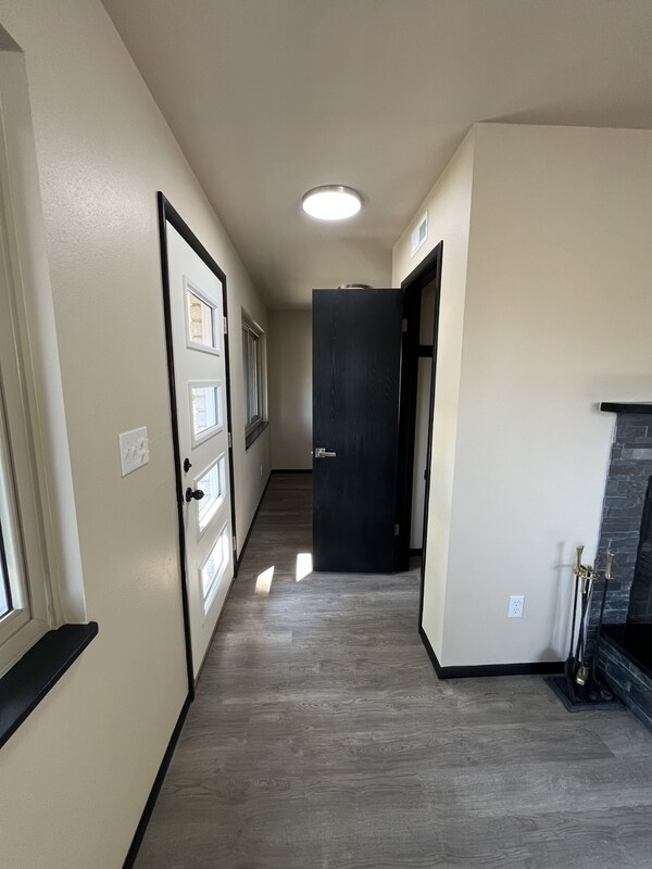 Foto del edificio - 312 E 27th St