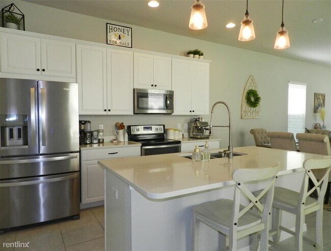 Foto del edificio - 3 br, 3 bath House - 7135 BOWSPIRIT PLACE
