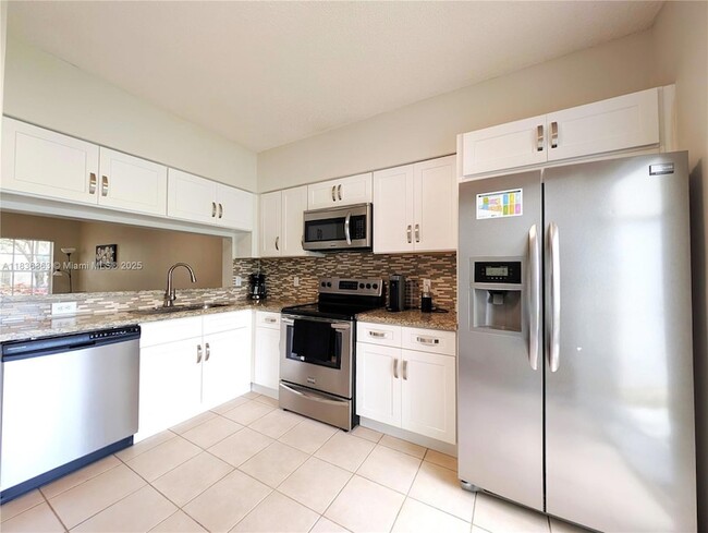 Foto del edificio - 193 SW 96th Terrace