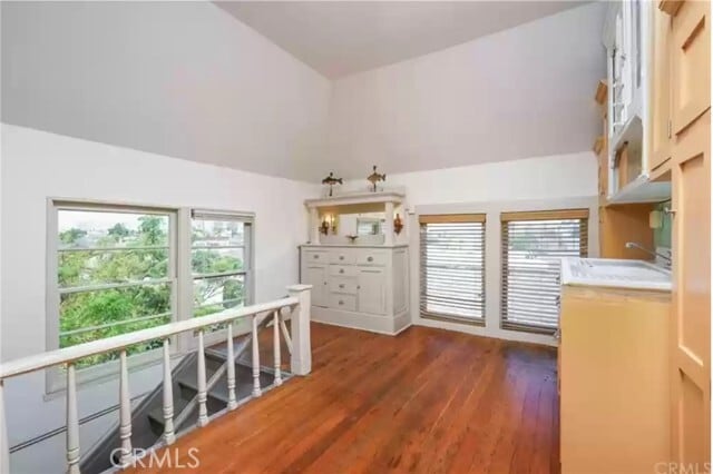 Foto del edificio - 384 W 15th St