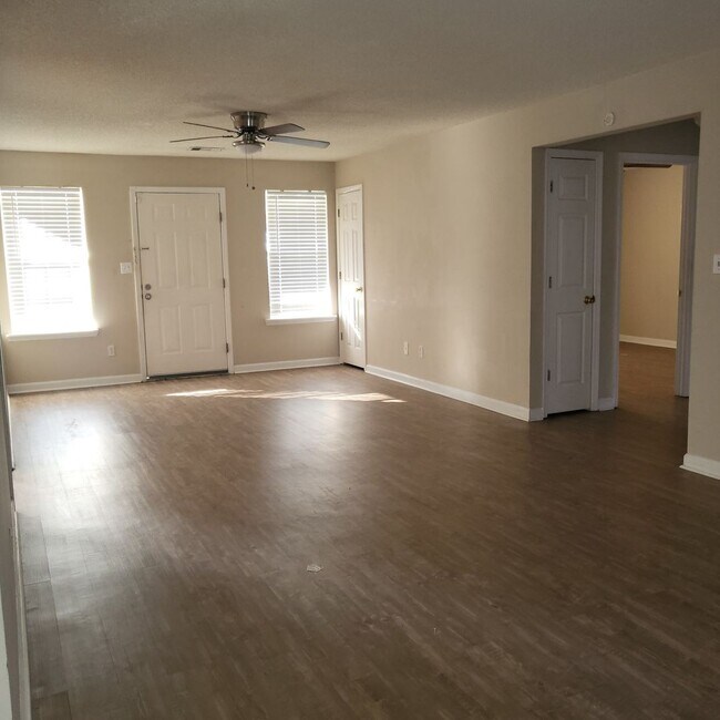 Foto del edificio - 707 Macey St