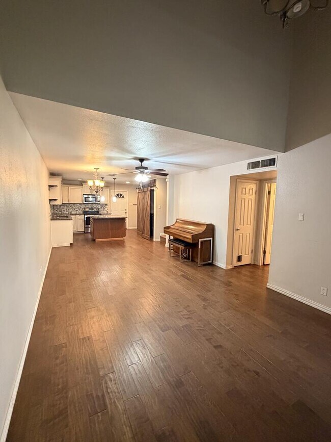 Building Photo - 4309 Village Way