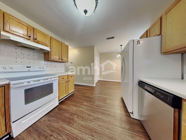 Building Photo - 8424 Foxworth Trl