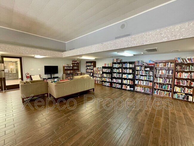 Foto del edificio - 32750 Guadalajara Dr