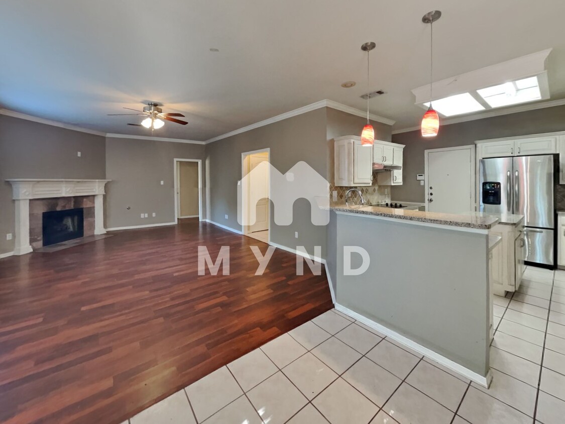 Foto principal - 600 Pine Meadow Ct