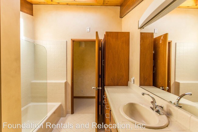 Foto del edificio - 4 Salt Creek Ln